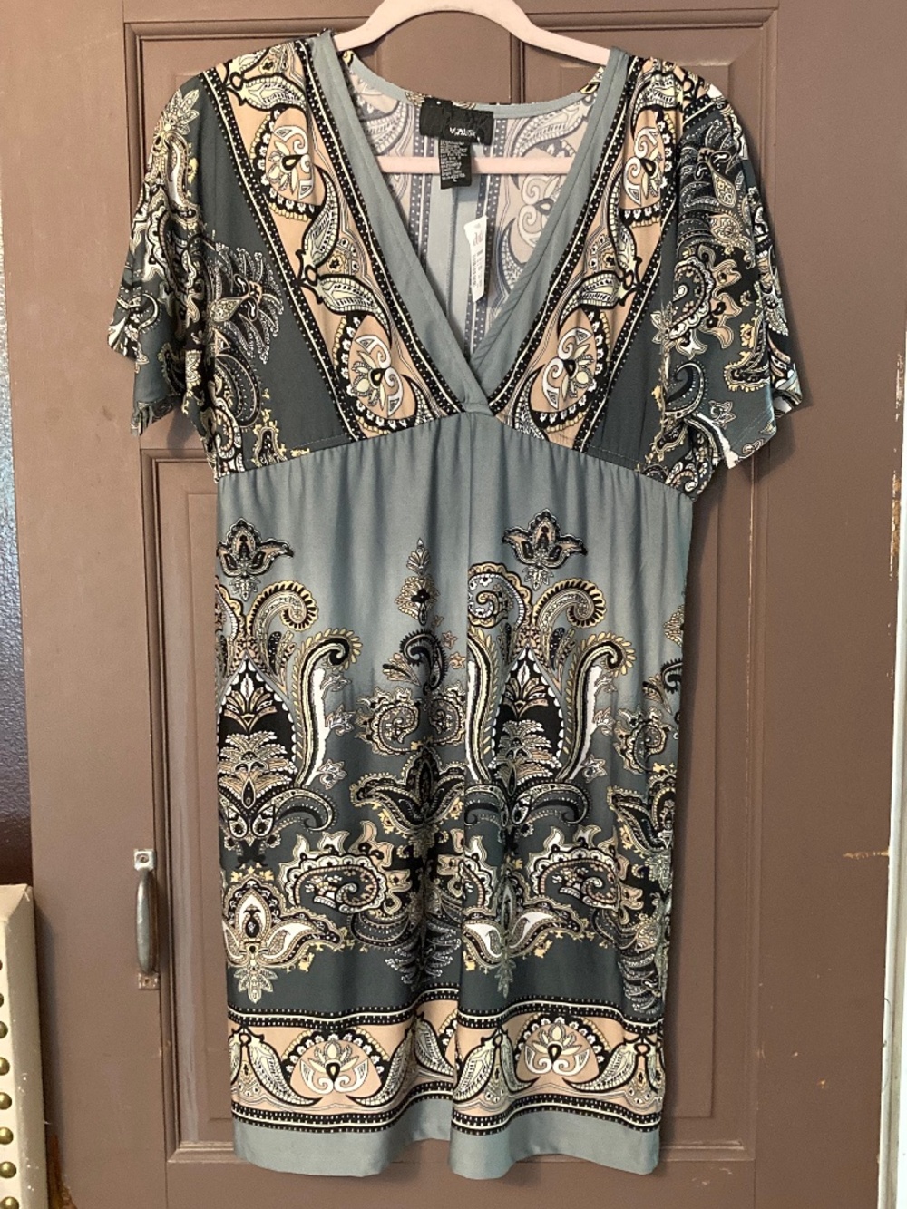 Hypnotik Grey Paisley V-neck Dress sz L 8/10